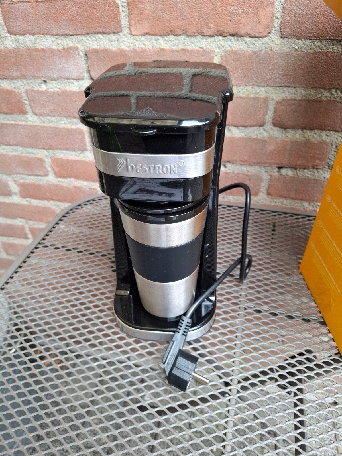 Bestron koffiezetapparaat met RVS reisbeker, Ophalen, Zo goed als nieuw, Koffiemachine, Gemalen koffie