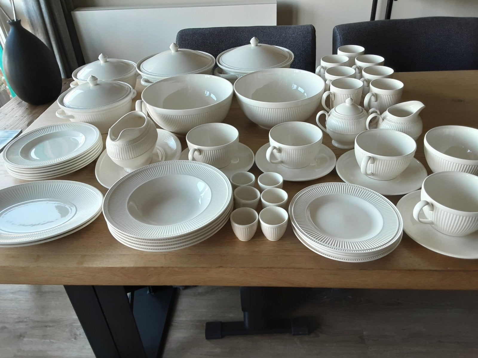 Wedgwood windsor groot servies in Nieuwstaat, Ophalen, Zo goed als nieuw, Porselein, Kop(pen) en/of Schotel(s)
