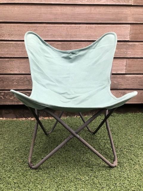 Te koop: vlinderstoelen / tuinstoelen, Tuin en Terras, Tuinstoelen, Gebruikt, Metaal, Stapelbaar, Ophalen