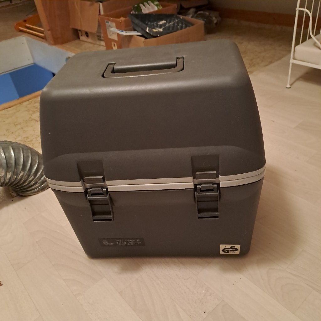 Koelbox groot elektrisch, Caravans en Kamperen, Ophalen of Verzenden, Zo goed als nieuw, Koelbox, Elektrisch