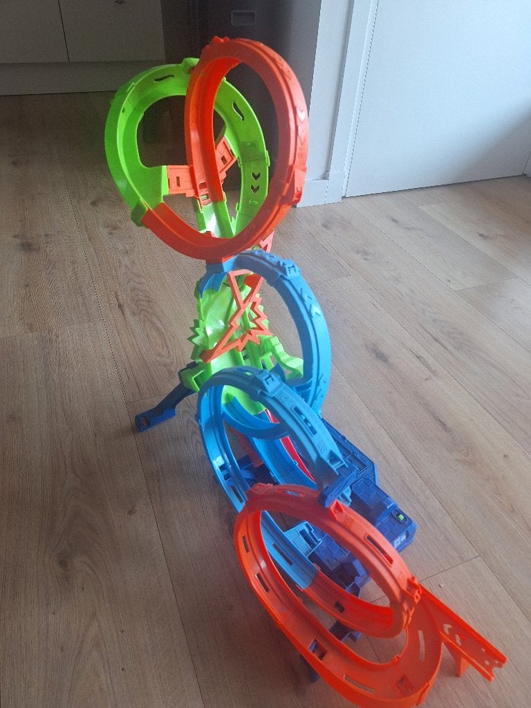 Hotwheels baan, Kinderen en Baby's, Speelgoed | Racebanen, Ophalen of Verzenden, Zo goed als nieuw, Hot Wheels, Met looping