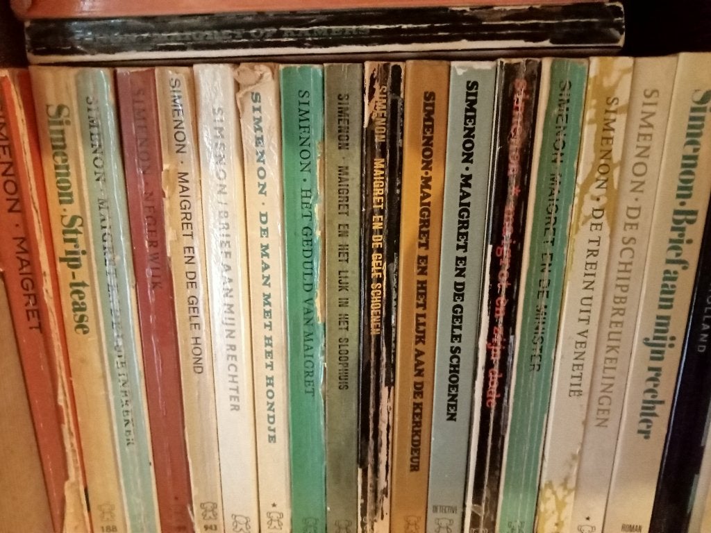 SIMENON: vele titels Maigret, o.a. Zwarte Beertjes, Ophalen, Gelezen, Georges Simenon