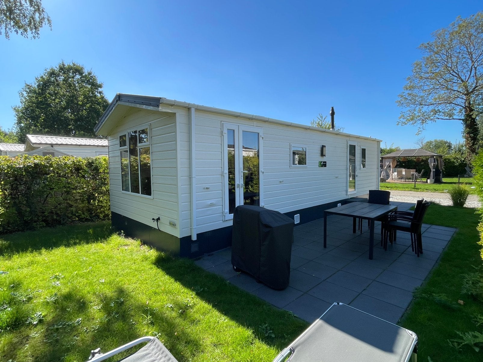 SCHITTERENDE CHALETS TE KOOP AAN DE OOSTERSCHELDE, Tot en met 6
