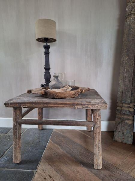 Originele oude Chinese salontafel - bijzettafel, Huis en Inrichting, Tafels | Bijzettafels, 45 tot 60 cm, Valkehorst Honselersdijk