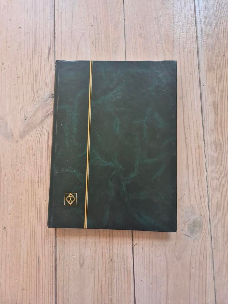 Bijzondere Postzegelverzameling in Album, Ophalen of Verzenden