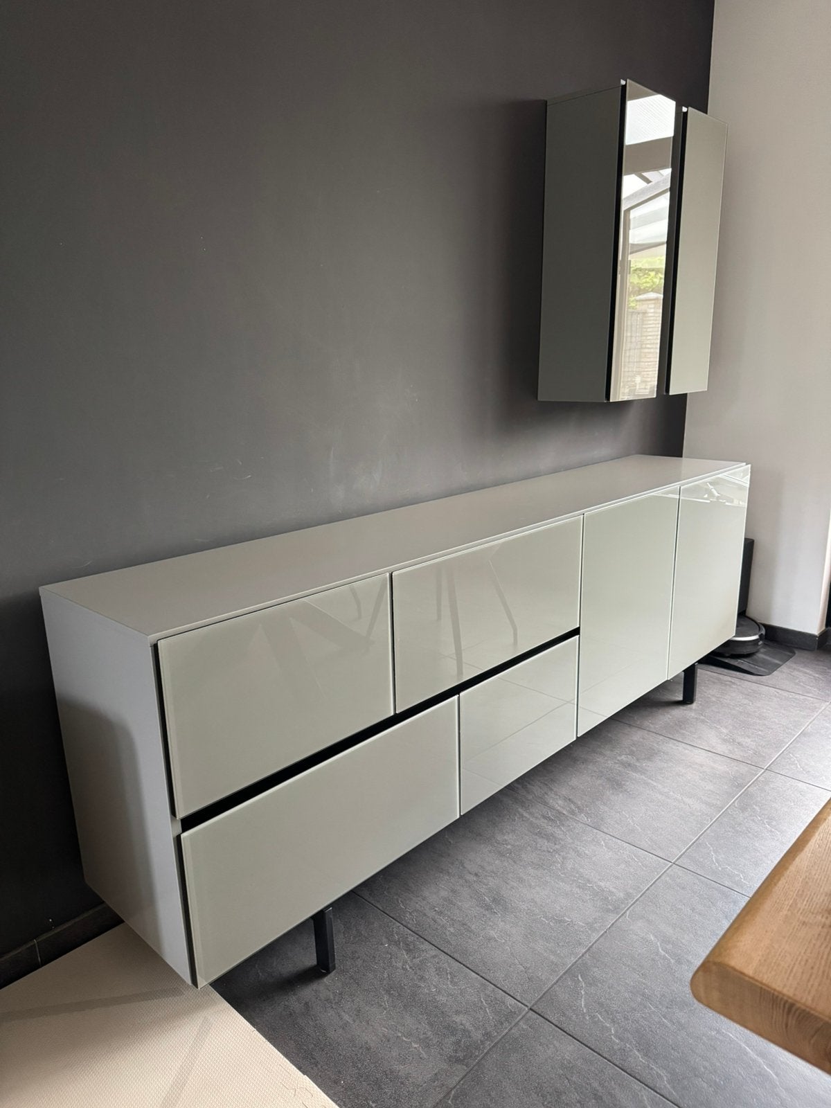 Dressoir van Xooon 230bx44dx82h, Huis en Inrichting, Kasten | Dressoirs, Ophalen, Gebruikt, Glas, 200 cm of meer