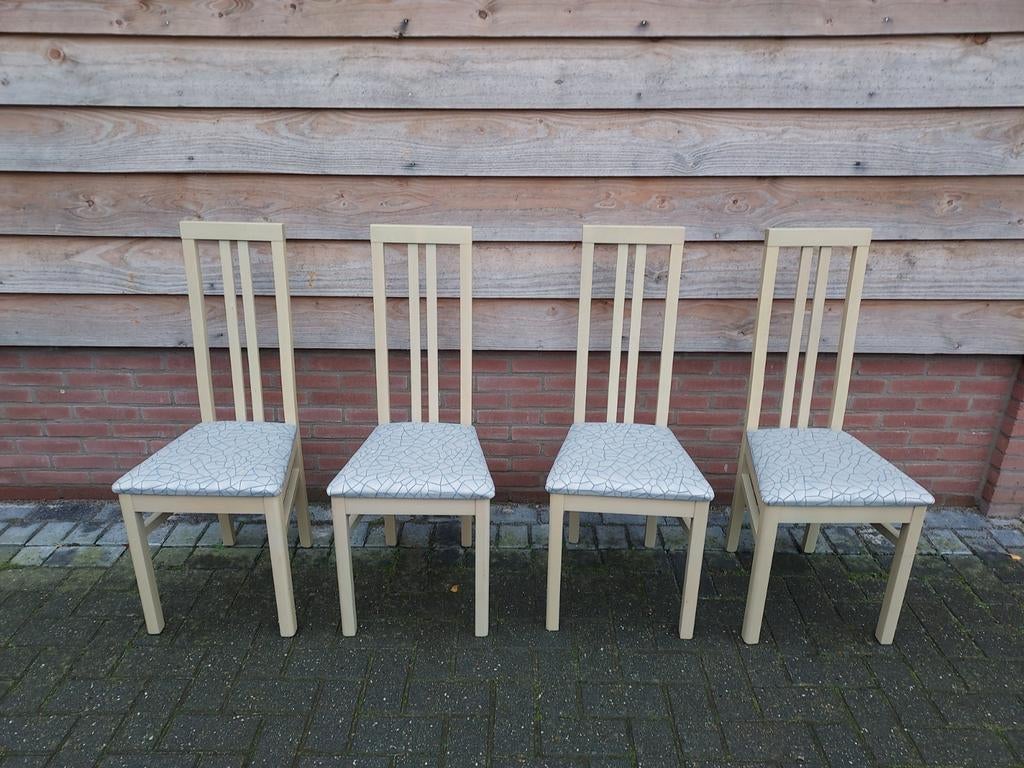 4 x vintage keuken stacaravan stoelen houten stoelen, Ophalen, Gebruikt, Bruin, Vijf, Zes of meer stoelen