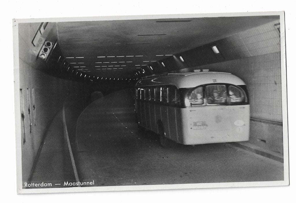 Rotterdam, Maastunnel met bus, Verzamelen, Ophalen of Verzenden, 1940 tot 1960, Gelopen, Zuid-Holland