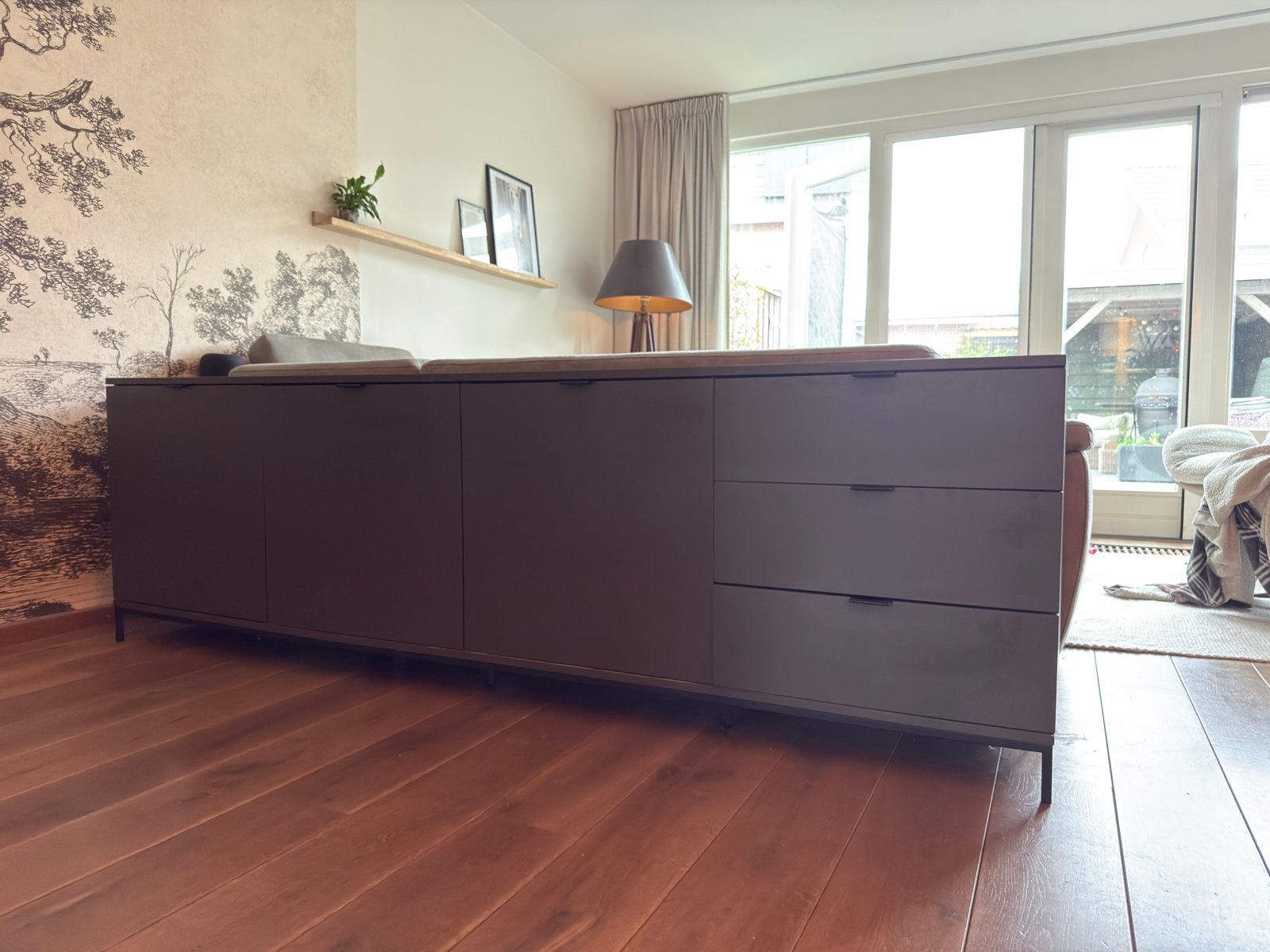 Dressoir taupe 240 cm, Huis en Inrichting, Kasten | Dressoirs, Ophalen, Gebruikt, 200 cm of meer, Metaal