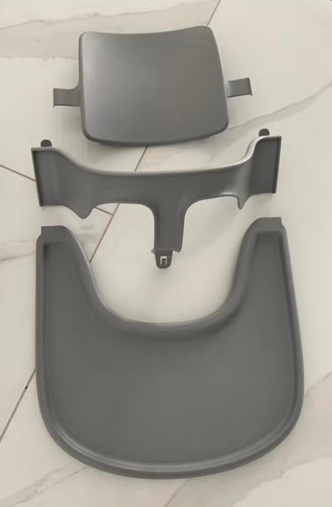 Stokke tripptrapp complete set voor kinderstoel, Ophalen, Zo goed als nieuw, Meegroeistoel, Gordel(s)