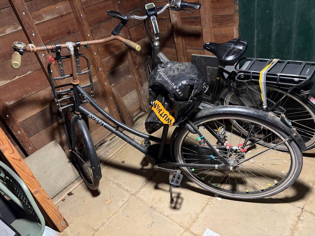 Gratis fiets - fietst nog, wel roest en zadel kapot, Fietsen en Brommers, Ophalen, Gebruikt