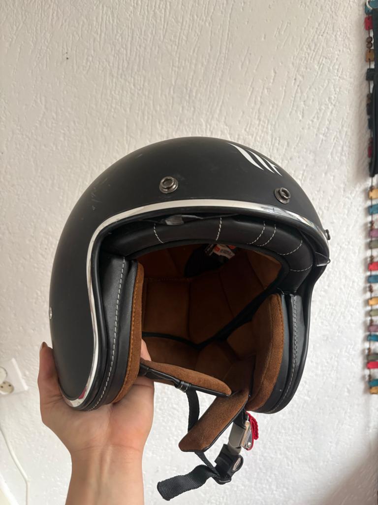 Scooter helm - nieuw - Maat M, Fietsen en Brommers, Brommerhelmen, Ophalen, Zo goed als nieuw, Medium