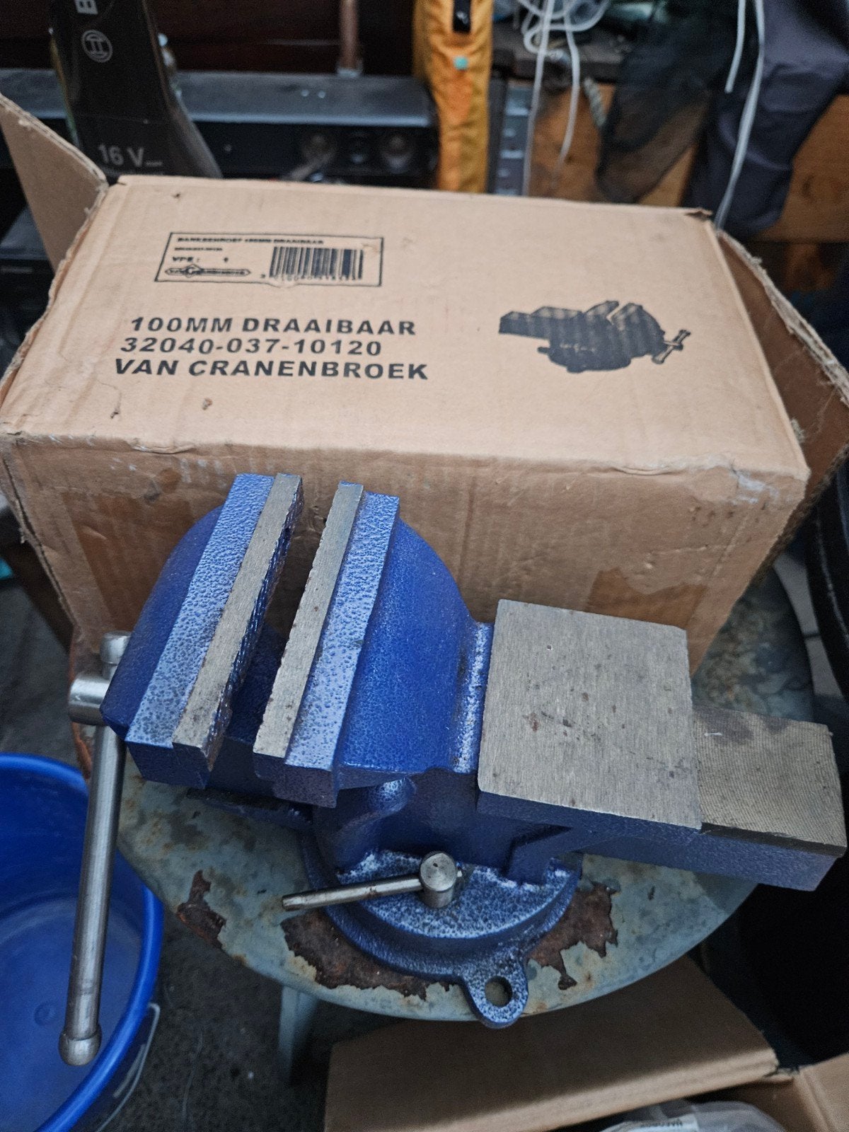 Nieuwe draaibare bankschroef 100mm in doos, Ophalen