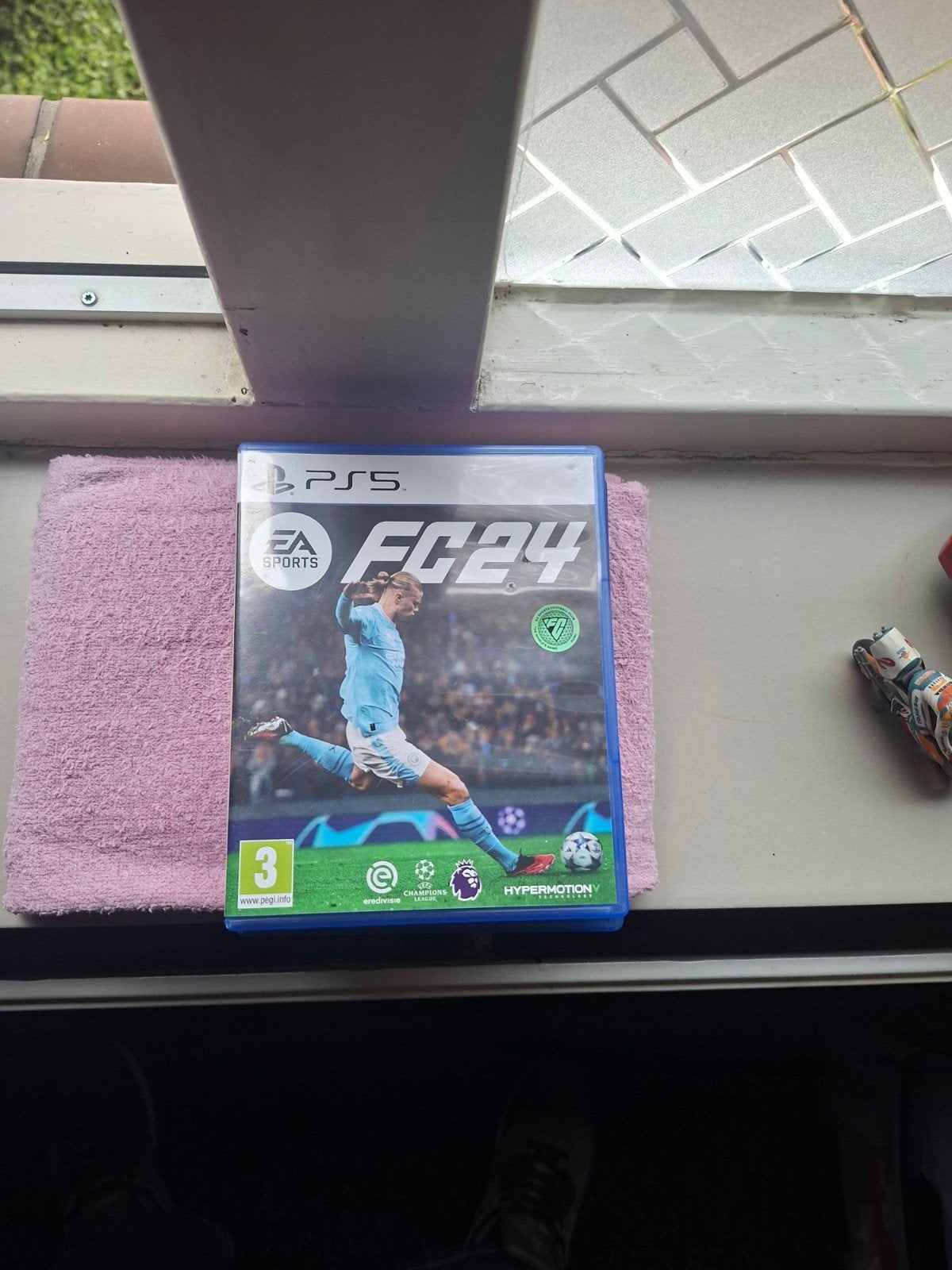FC24, Ophalen of Verzenden, Zo goed als nieuw, Sport, 3 spelers of meer