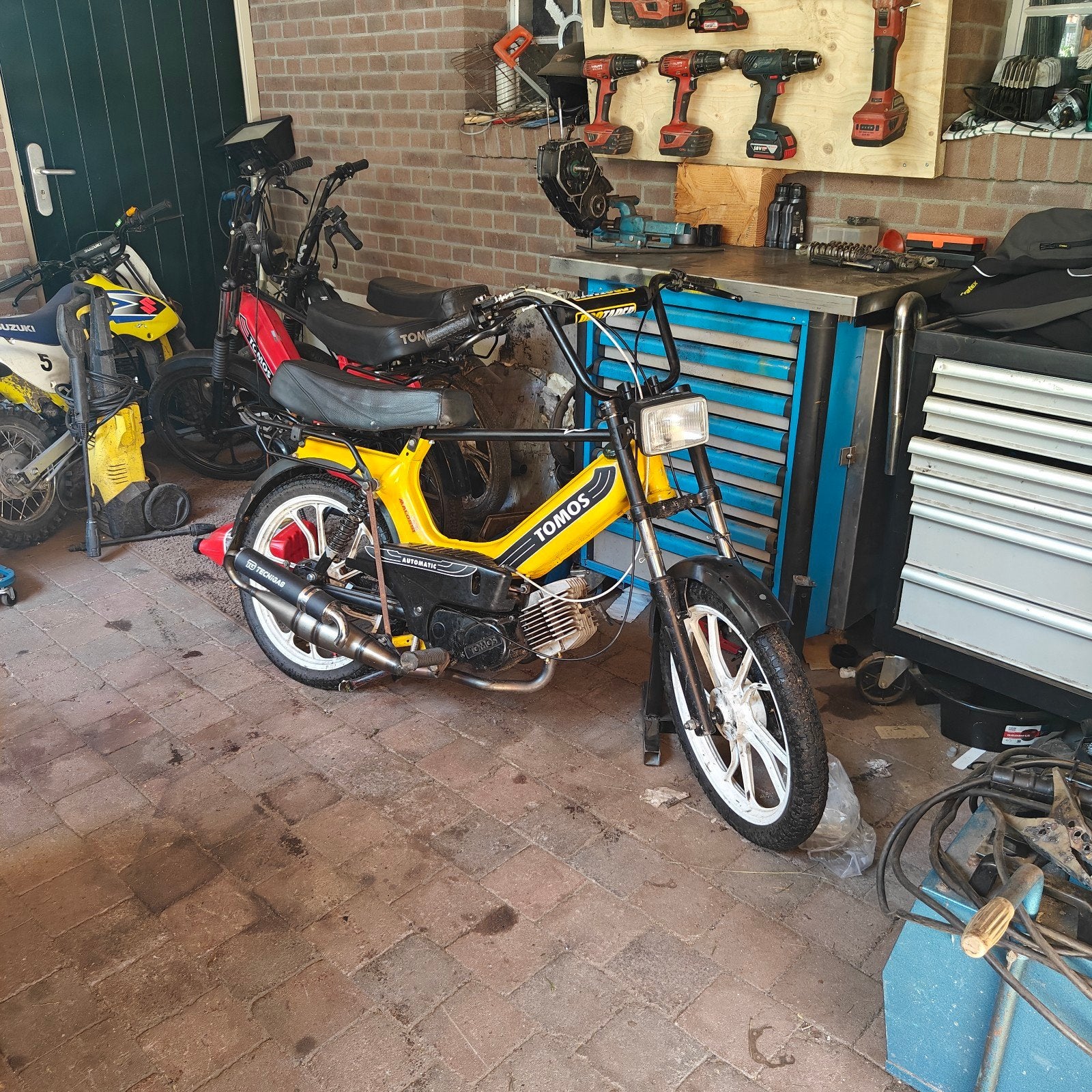 Waarde peiling, 65 cc, Zo goed als nieuw, 2 versnellingen, Ophalen