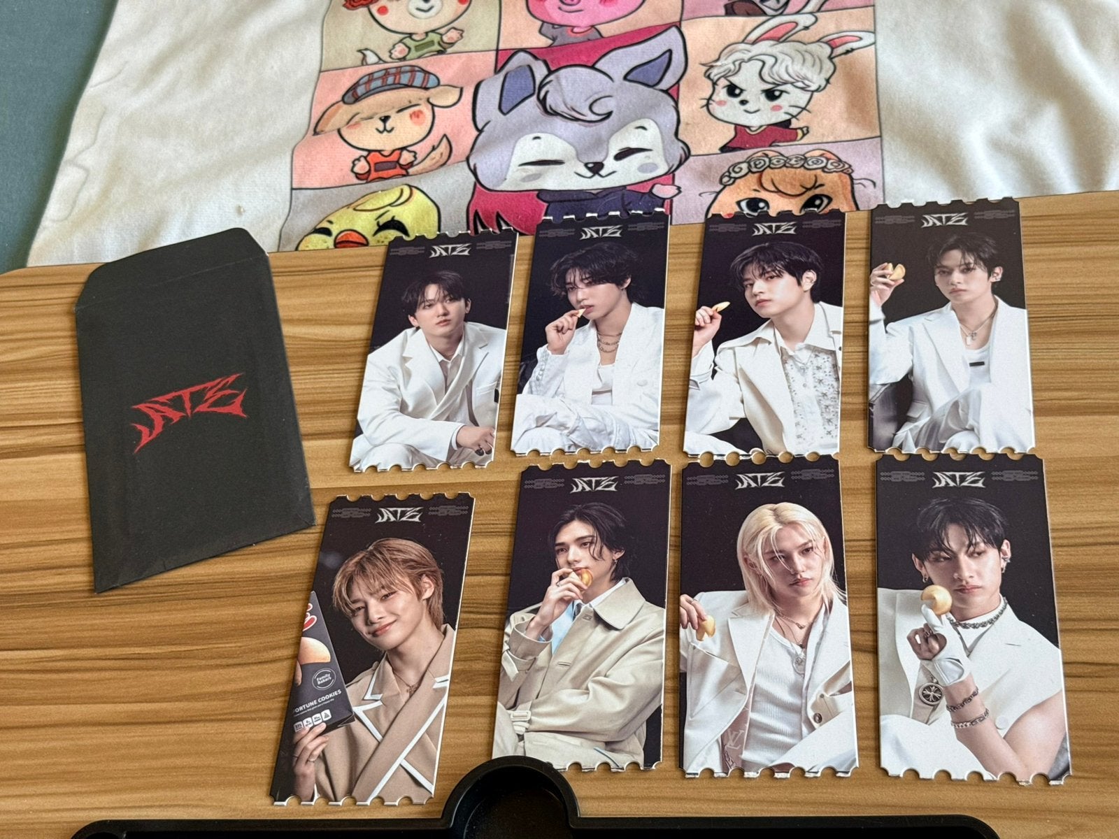 Stray Kids officieel ATE Golden Ticket set, Ophalen of Verzenden, Zo goed als nieuw, Foto of Kaart
