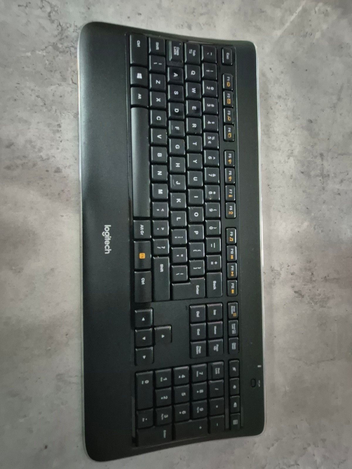 Logitech draadloze toetsenbord met muis, Ophalen of Verzenden