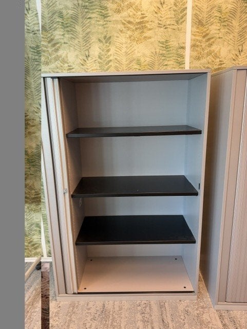 Steelcase kast/archiefkast– schuifdeur – €80/stu, 80 stuks, Huis en Inrichting, Met plank(en), 200 cm of meer, Zo goed als nieuw