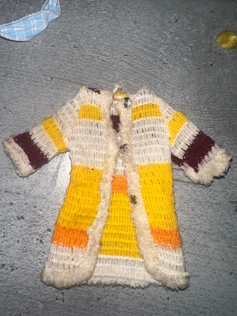 725 Vintage Barbie vest - Gehaakt geel/wit/bruin, Ophalen of Verzenden, Zo goed als nieuw