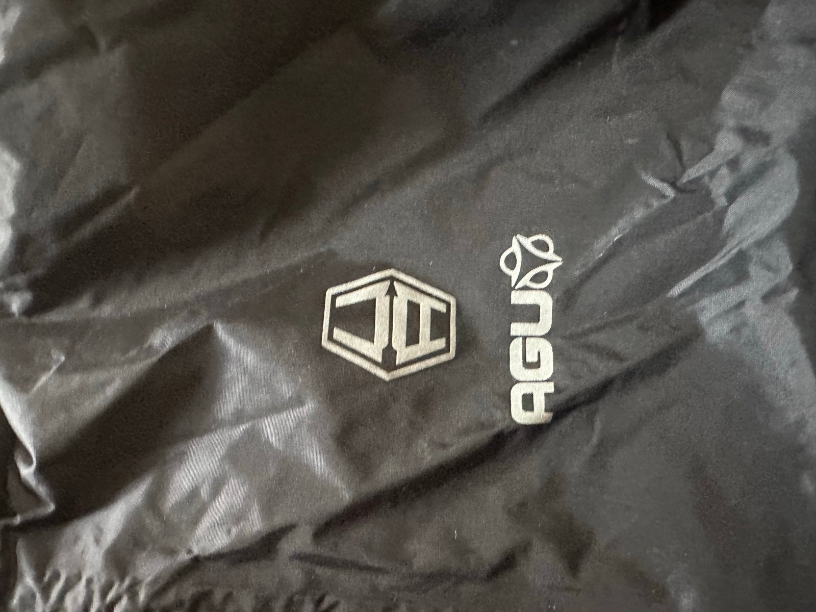 AGU Urban Arrow Regenponcho - One Size, Ophalen of Verzenden, Zo goed als nieuw, Regenpak, Heren
