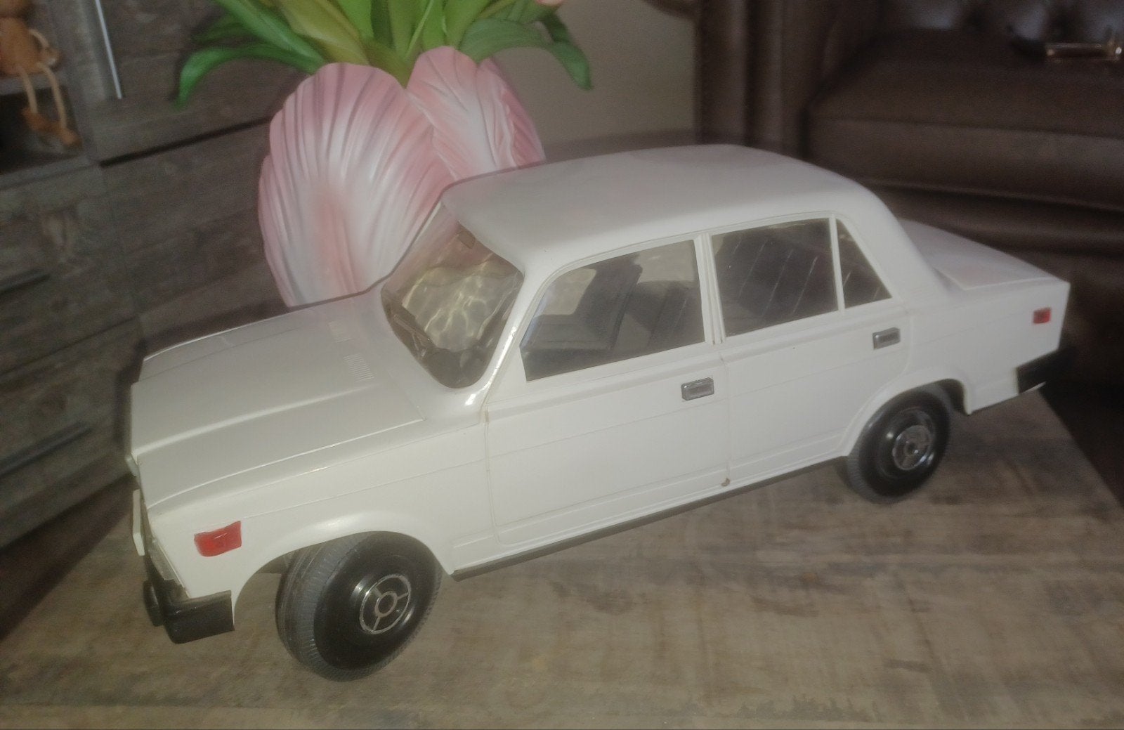LADA vaz 2107 Rusland 1:8 Vagonnik groot auto model, Ophalen of Verzenden, Auto