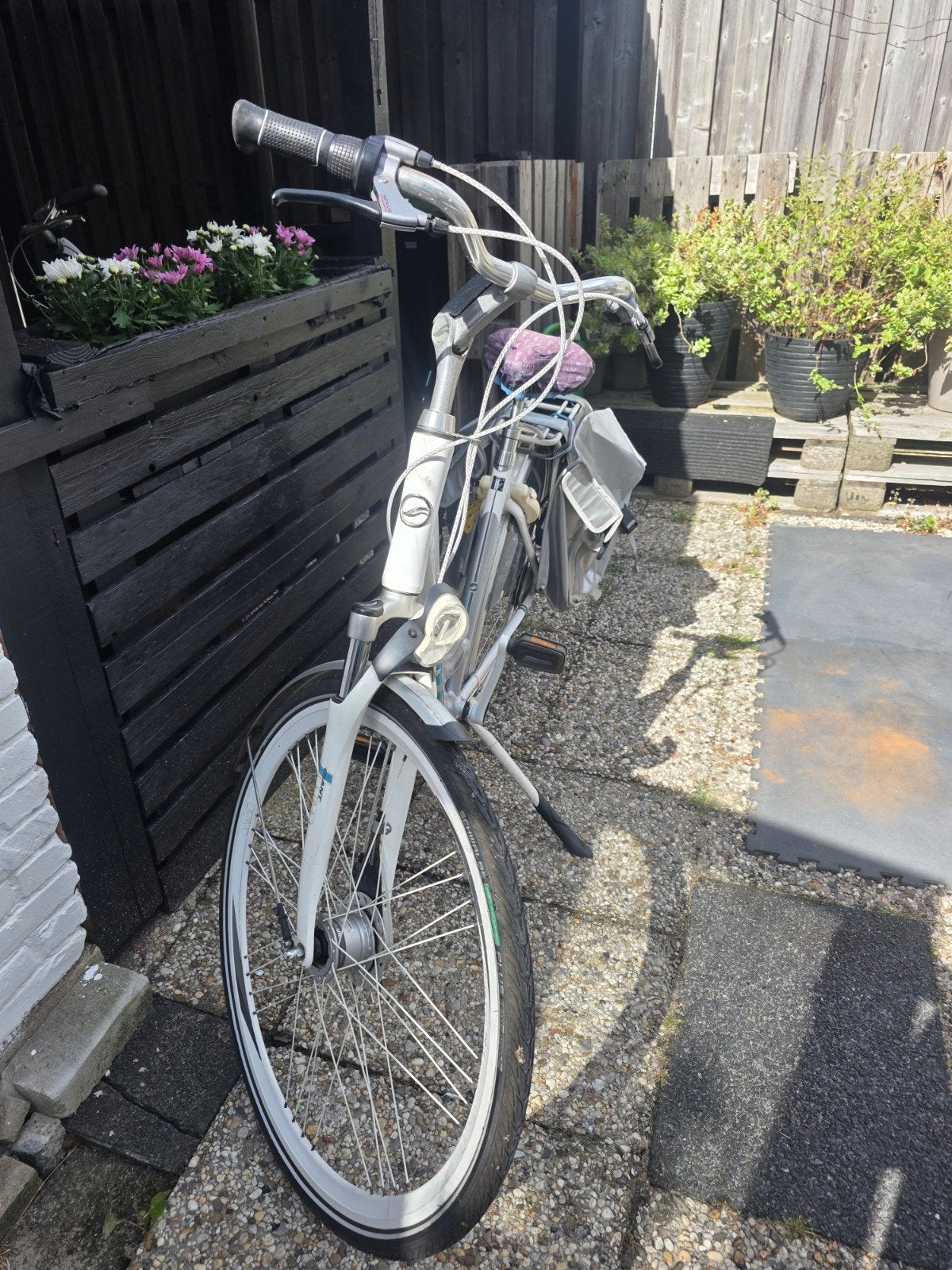Giant Ultimo damesfiets met 7 versnellingen en fietstassen, Fietsen en Brommers, Fietsen | Dames | Damesfietsen, Ophalen, Gebruikt