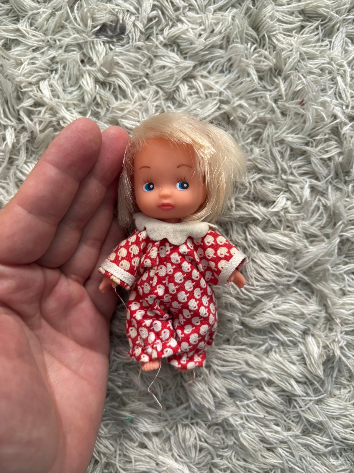Feber baby doll (~10см), Verzamelen, Poppen, Verzenden, Zo goed als nieuw, Pop