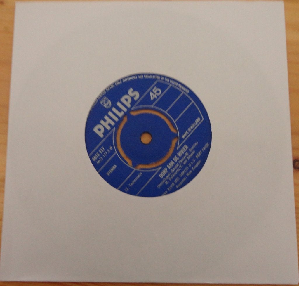 Lenny Kuhr > Hij hoort bij mij, Ophalen of Verzenden, Gebruikt, 7 inch, Nederlandstalig
