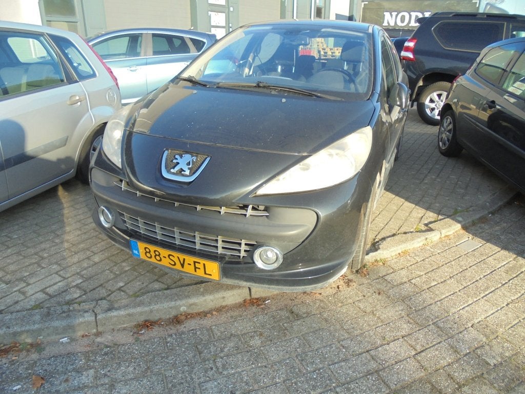 Peugeot 207 1.4-16V XS Pack, 4 cilinders, Origineel Nederlands, Handgeschakeld, 600 kg