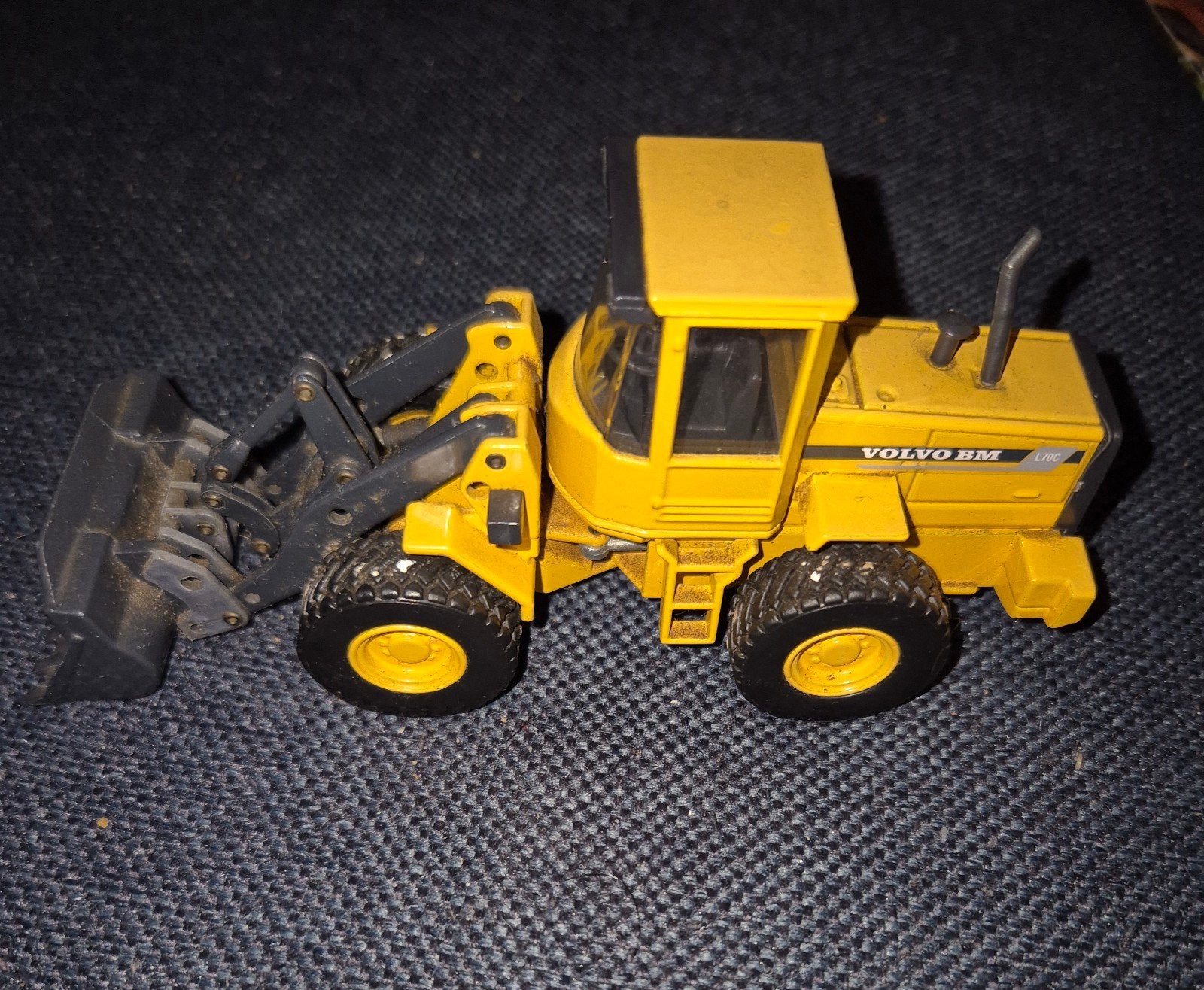 Miniatuur graver Volvo BM, Ophalen of Verzenden, Zo goed als nieuw