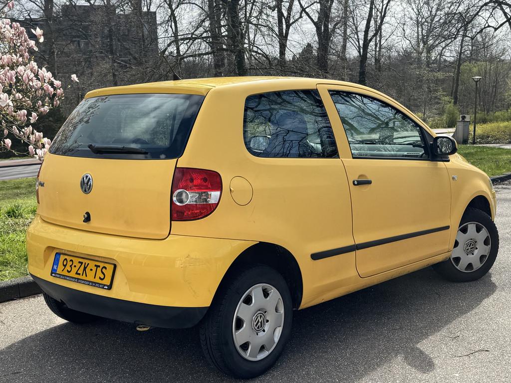 Volkswagen Fox 1.2 YELLOW ! STUURBEKR 1:20, RIJKLAAR, Voorwielaandrijving, 969 kg, 4 stoelen, 1198 cc