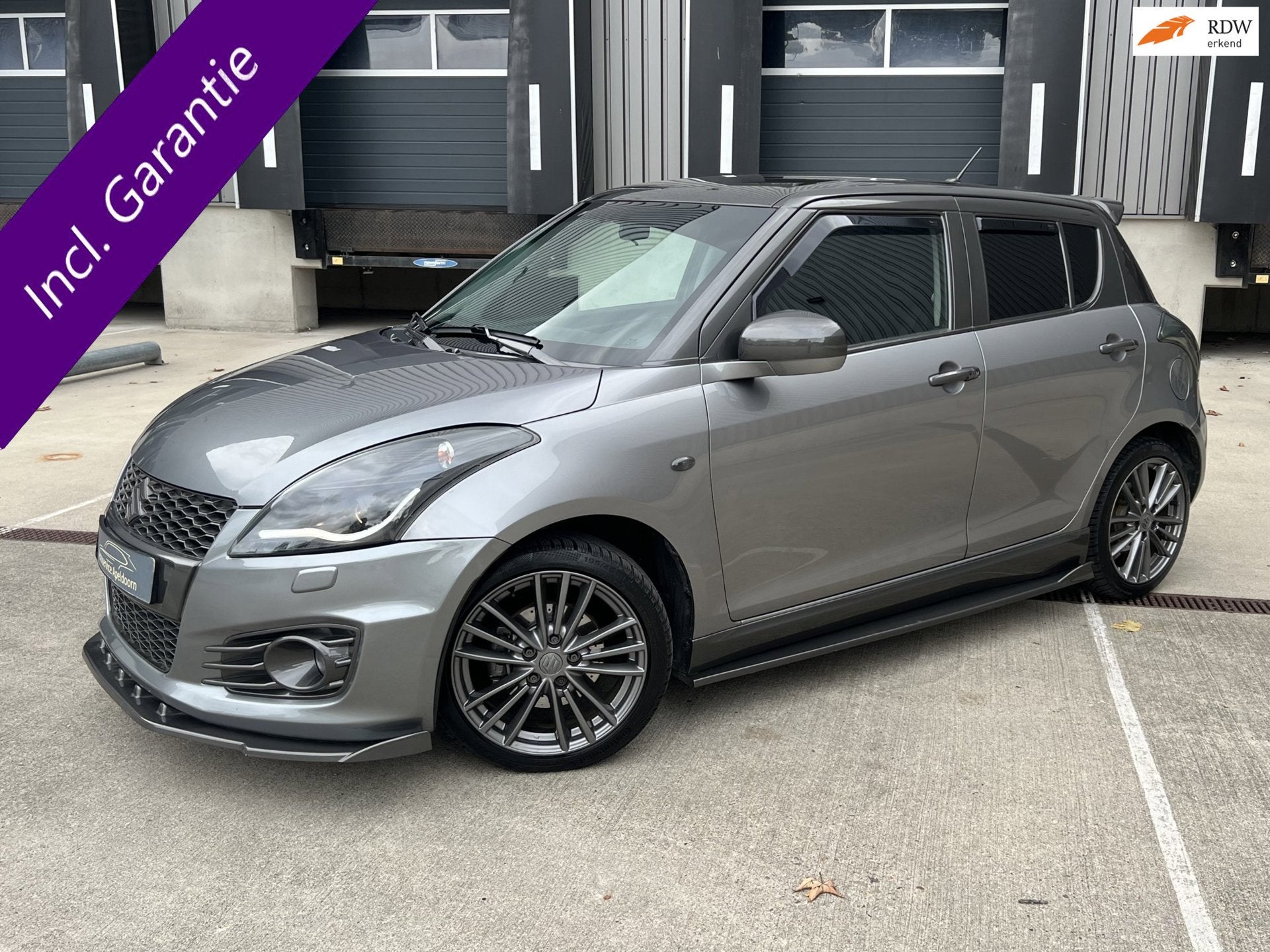 Suzuki Swift 1.6 Sport, Sportuitlaat, Navi Bomvol, Voorwielaandrijving, Gebruikt, Zwart, 4 cilinders