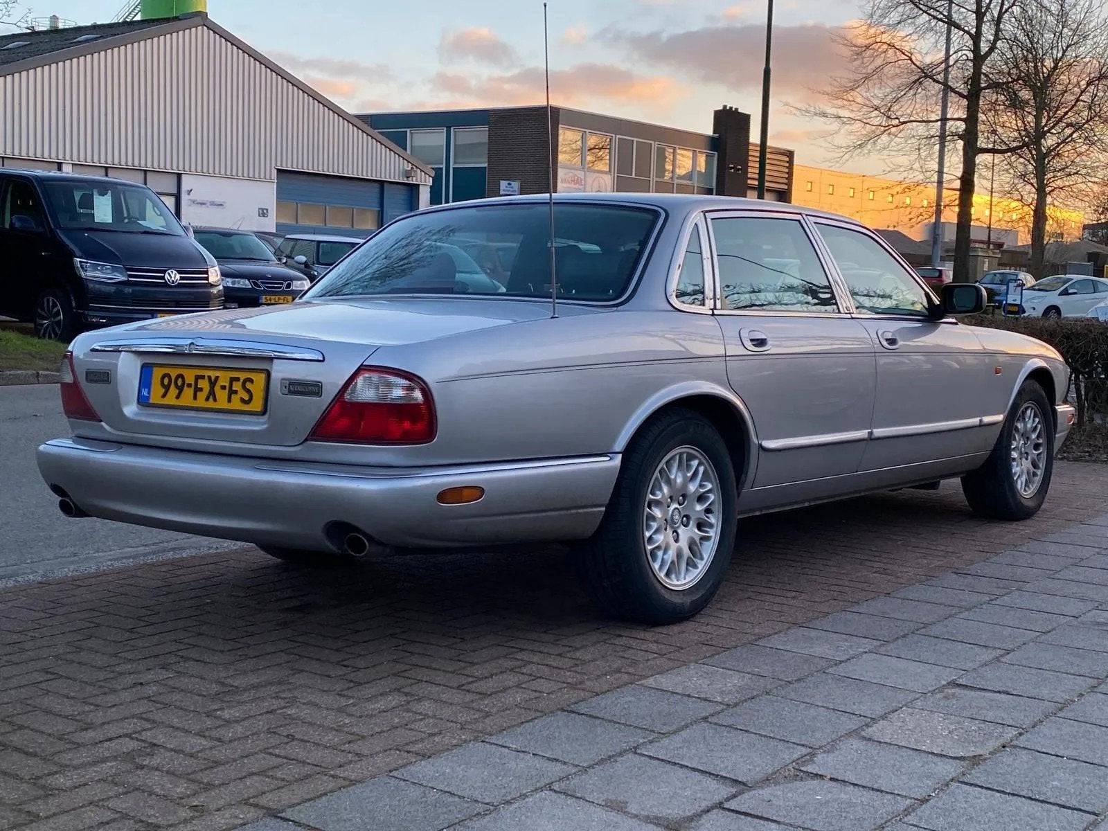 Jaguar XJ 3.2 V8 Executive -Youngtimer- KLASSE AUTO * APK 4-, foto 5