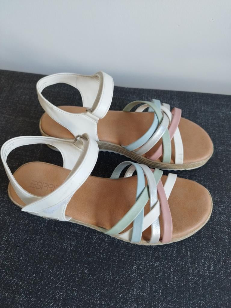 Esprit sandalen maat 36 - pastelkleuren, Ophalen of Verzenden, Zo goed als nieuw