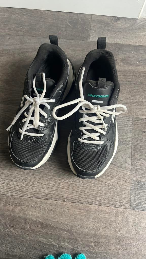 Dames skechers sneakers37, Ophalen of Verzenden, Zo goed als nieuw, Zwart, Sneakers of Gympen