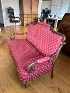 Antieke bank en twee fauteuils, rood gestoffeerd, Antiek en Kunst, Ophalen