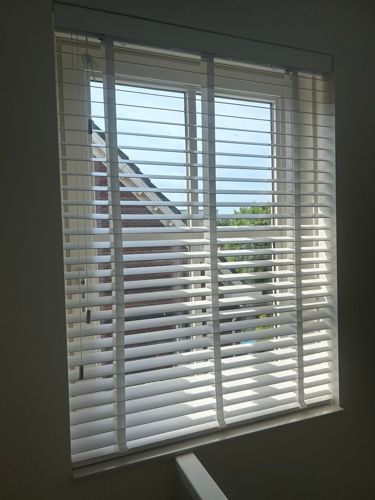 Nieuwe witte houten shutters 102x140 cm (nog in doos), Ophalen, Nieuw, Wit