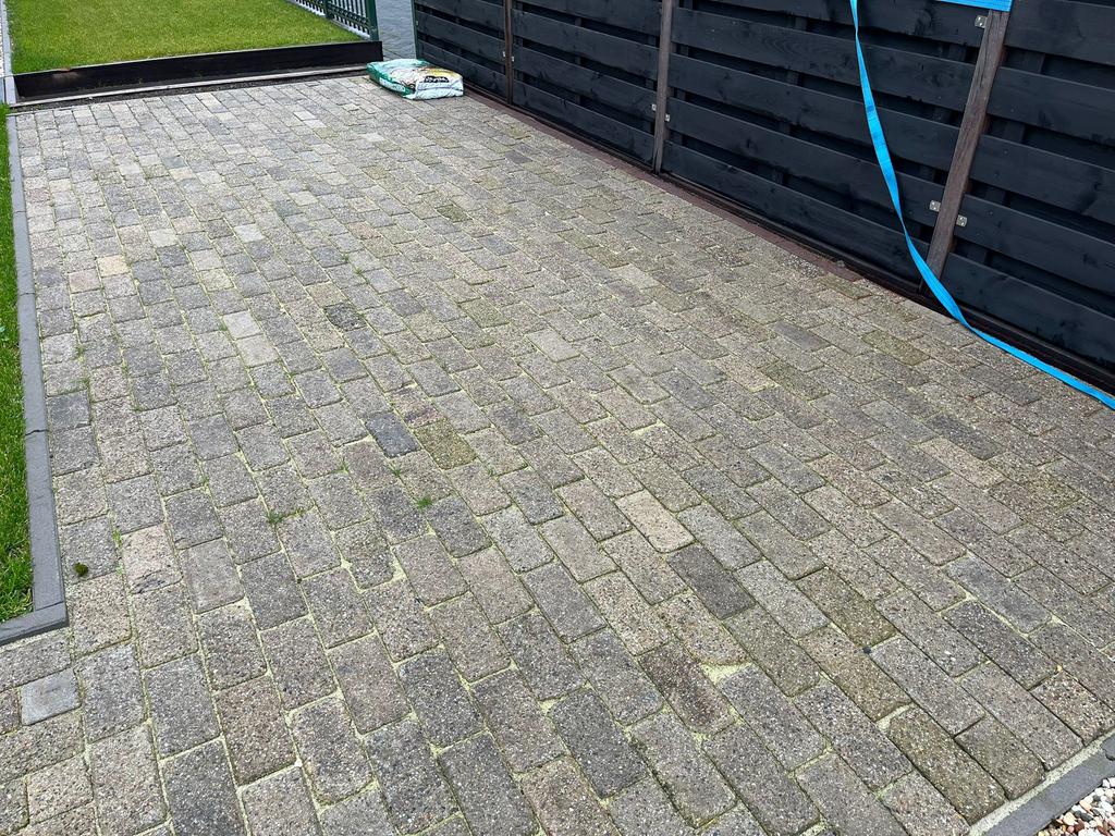 30 m2 straatstenen, betonklinkers, Ophalen, Gebruikt, Klinkers, 10 m² of meer