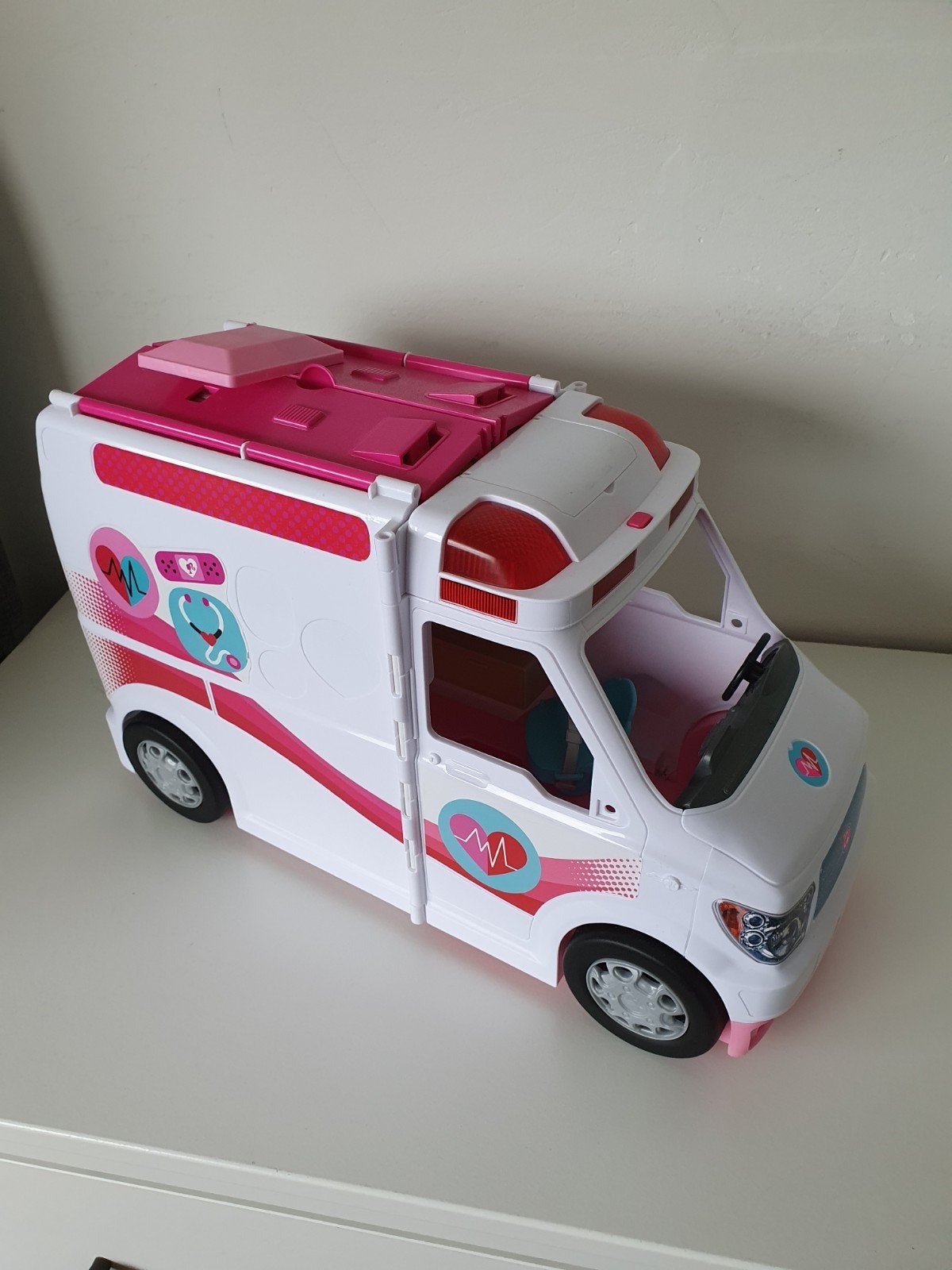 Barbie ambulance, Ophalen of Verzenden, Gebruikt