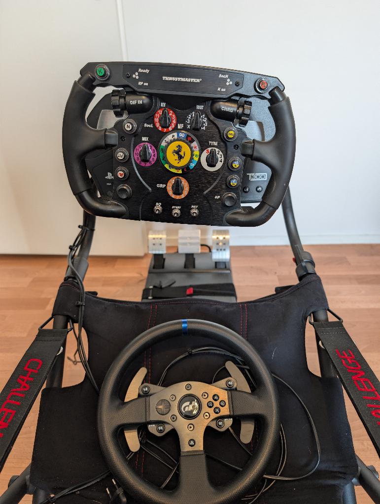 Thrustmaster T300 + Playseat challenge, Spelcomputers en Games, Spelcomputers | Sony PlayStation Consoles | Accessoires, Ophalen