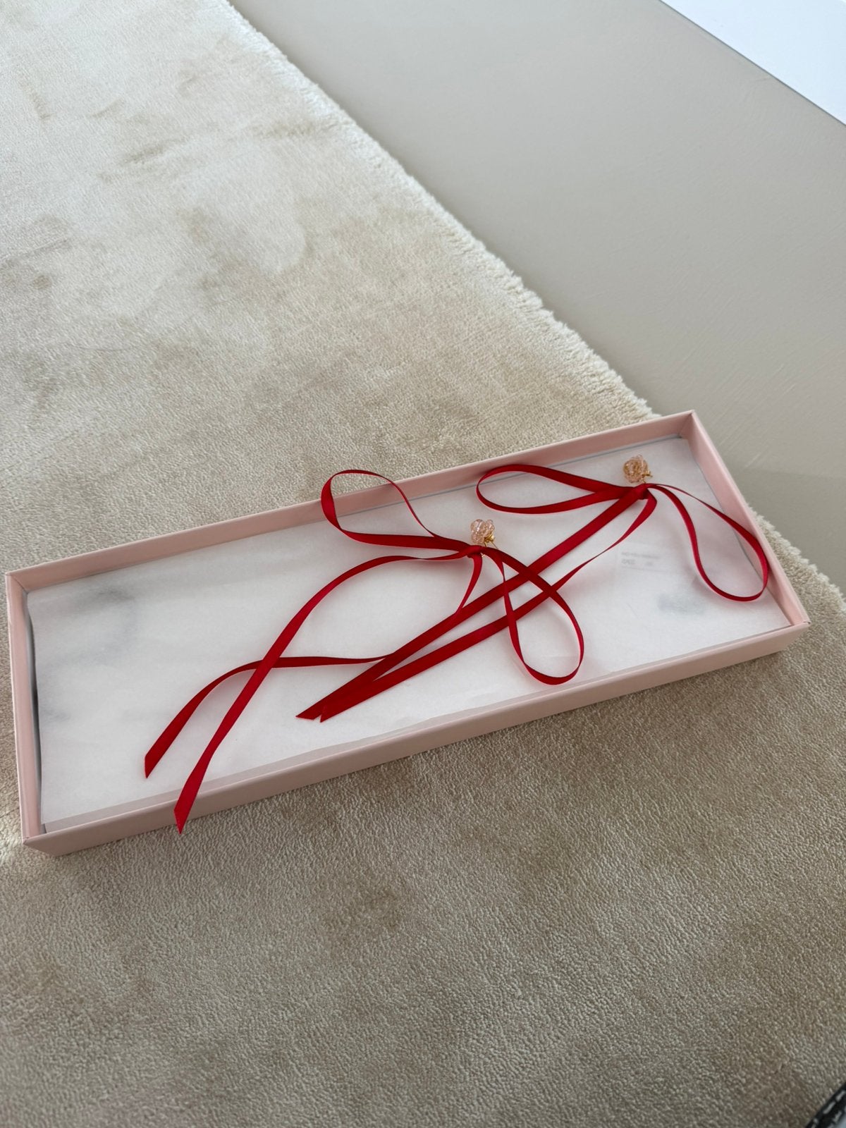 Simone Rocha oorbellen, nieuw, Overige materialen, Verzenden, Nieuw, Knopjes of Stekers