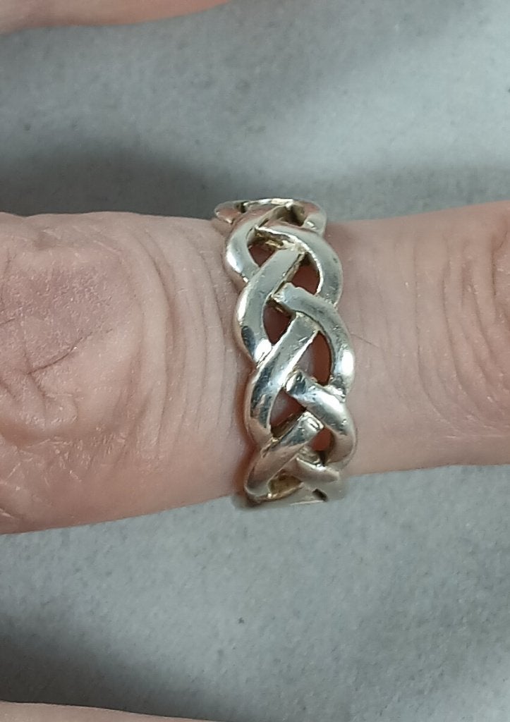 Zilveren ring Keltisch motief 17mm 925 zilver, Gebruikt, https://www.zilverjuwelier.nl/winkel/zilveren-ring-keltisch-motief-17mm-925-zilver/