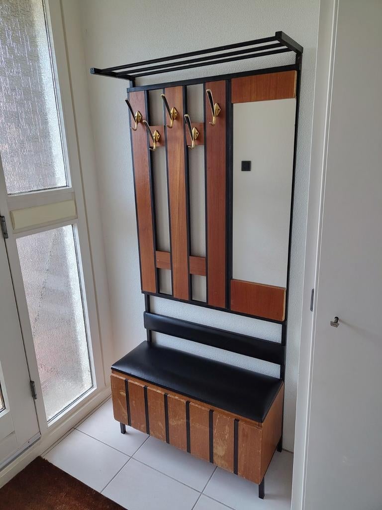 Gratis: Vintage kapstok met klepbank en hangrek, Ophalen, Gebruikt, Hout, Wandkapstok