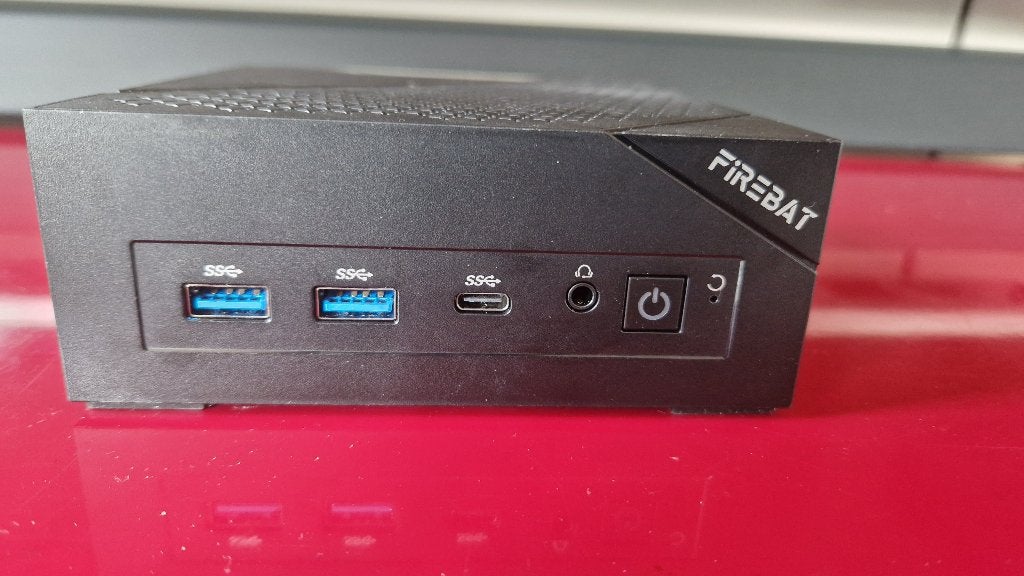AMD Ryzen 5 6600H 16GB DDR5 512GB SSD Windows 11, Virtual Reality, Zo goed als nieuw, SSD, Met videokaart