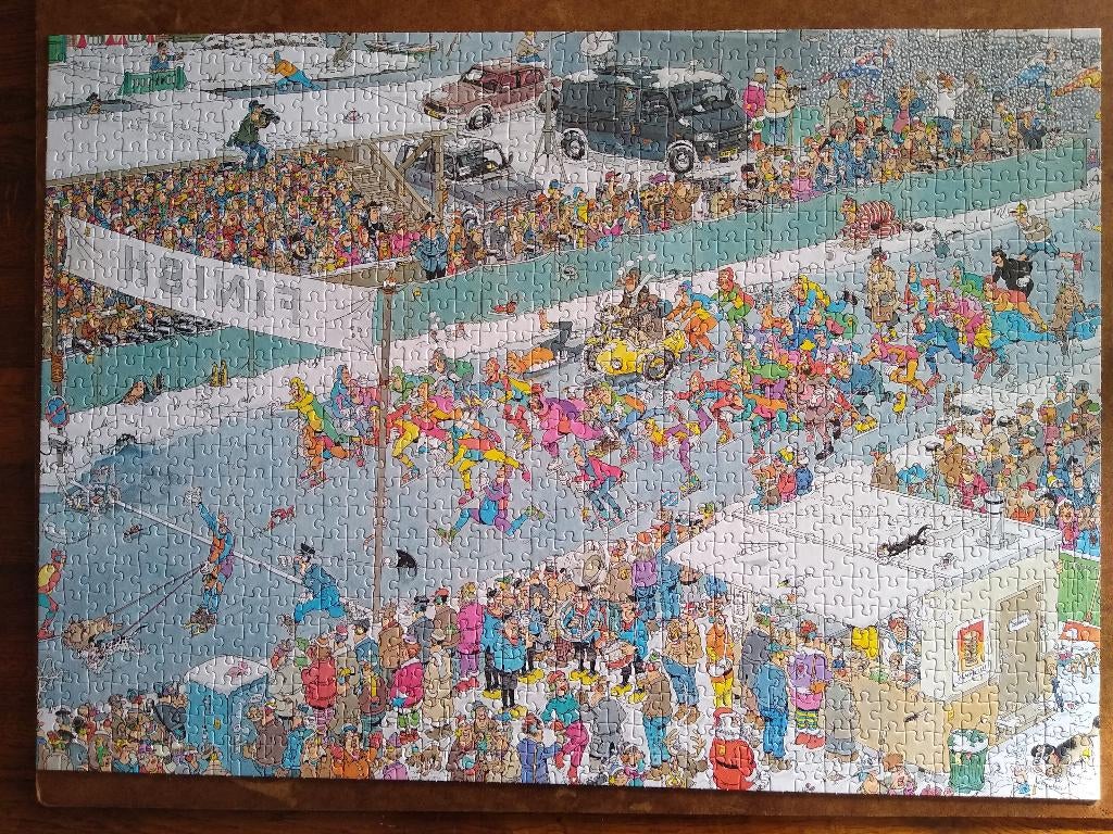 Te koop  2 Jan van Haasteren puzzels, 4euro / stuk, Hobby en Vrije tijd, Ophalen, 500 t/m 1500 stukjes, Gebruikt, Legpuzzel