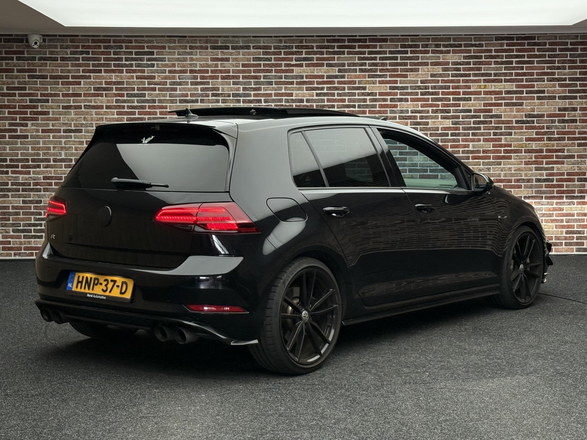 Volkswagen Golf 2.0 TSI 4Motion R Panorama Akra Virtual Dyn, Auto's, Automaat, Gebruikt, 4 cilinders, 1984 cc