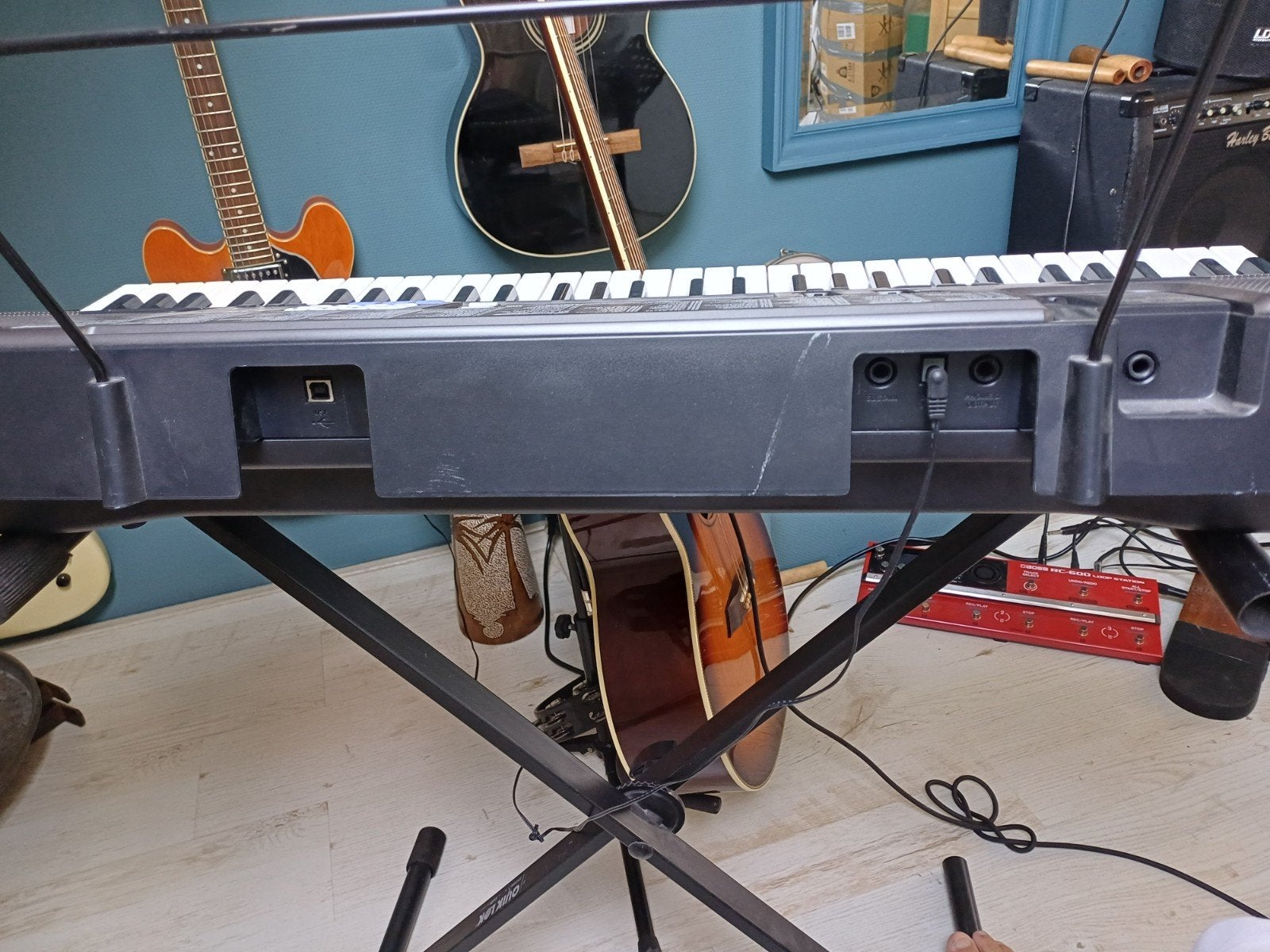 Casio CTK-720 Keyboard met 61 toetsen en standaard, Muziek en Instrumenten, Casio, Ophalen of Verzenden, Aanslaggevoelig, 61 toetsen