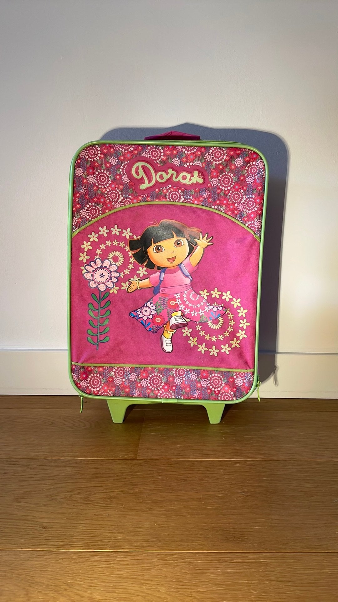 • Vrolijke Dora koffer • Nickelodeon, Sieraden, Tassen en Uiterlijk, Koffers, Ophalen, Wieltjes, Gebruikt, Minder dan 50 cm