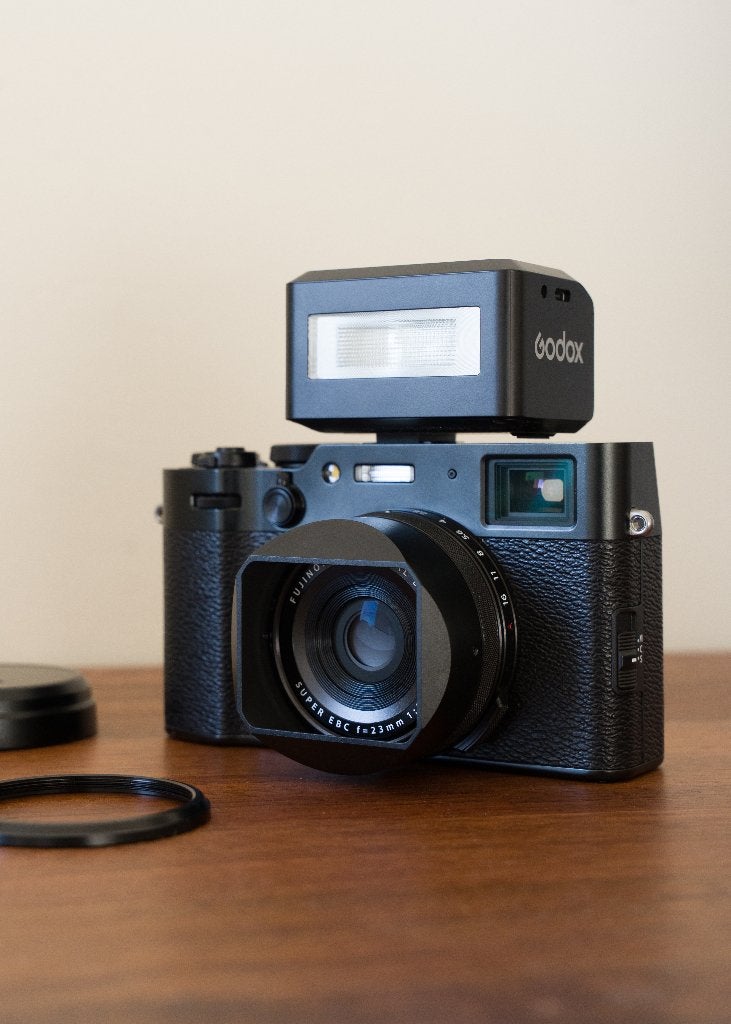 Fujifilm X100VI +  Godox iT30 Pro + Squarehood Nieuwstaat, Audio, Tv en Foto, Fotocamera's Digitaal, Touchscreen, Ophalen of Verzenden