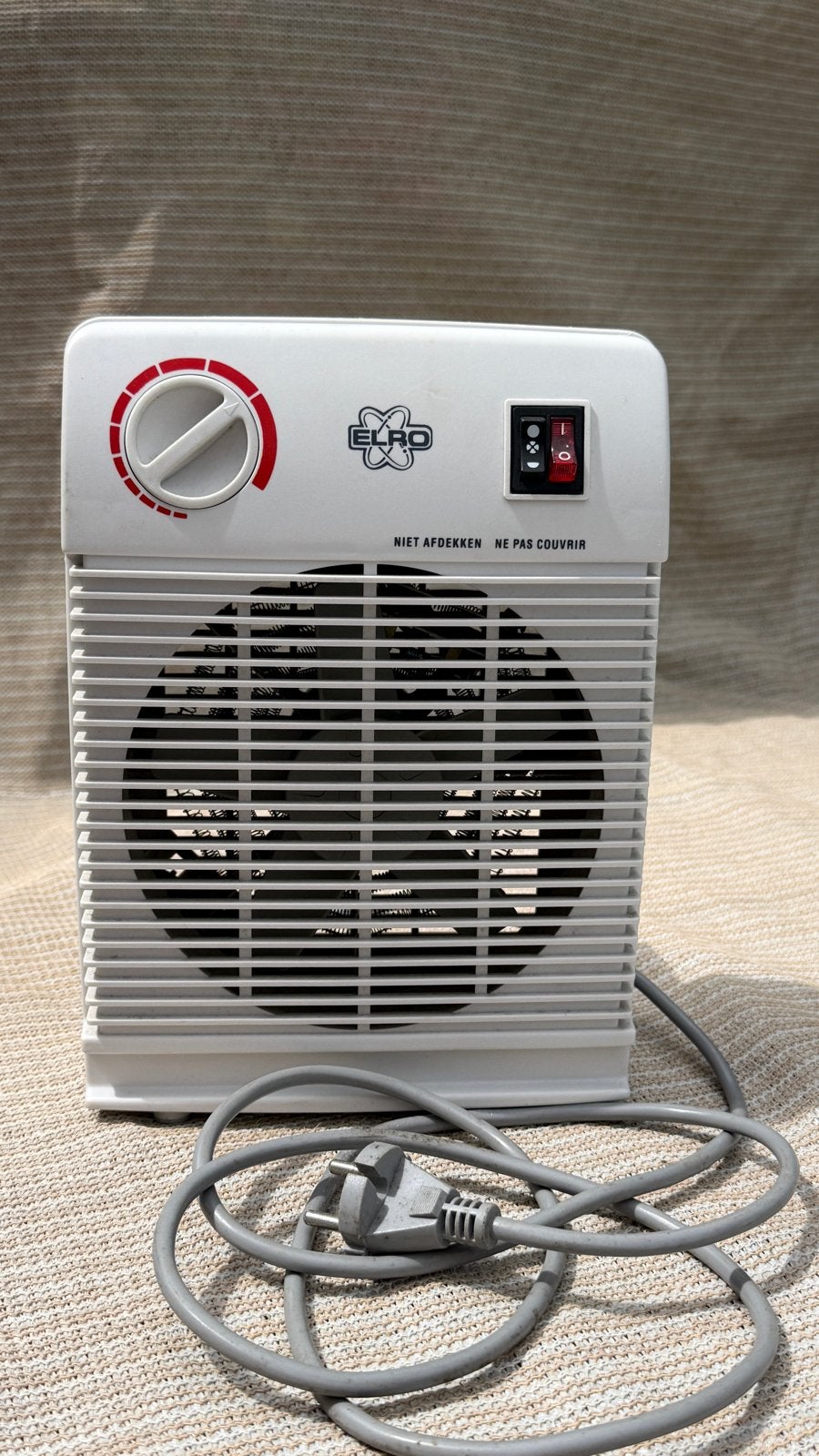 Compacte Elro kachelventilator - Wit, Ophalen, Zo goed als nieuw, Overige